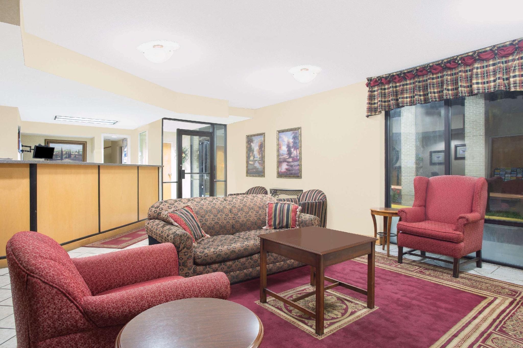 Days Inn By Wyndham Easley West Of Greenville/Clemson Area Екстериор снимка