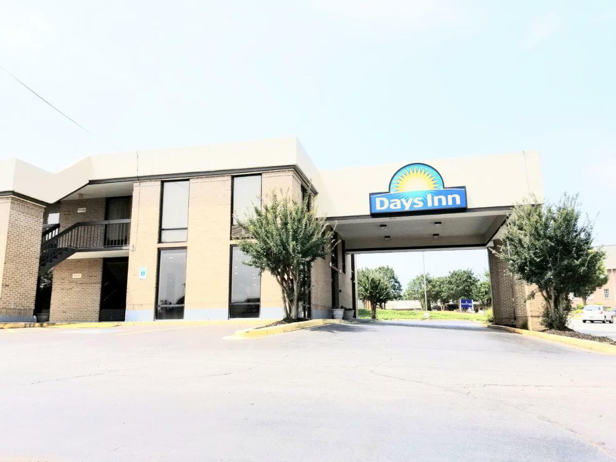 Days Inn By Wyndham Easley West Of Greenville/Clemson Area Екстериор снимка